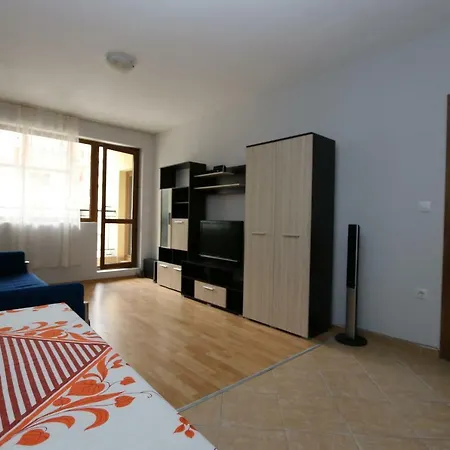 Apartament Roneva Warna
