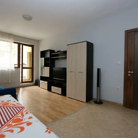 Apartament Roneva Warna